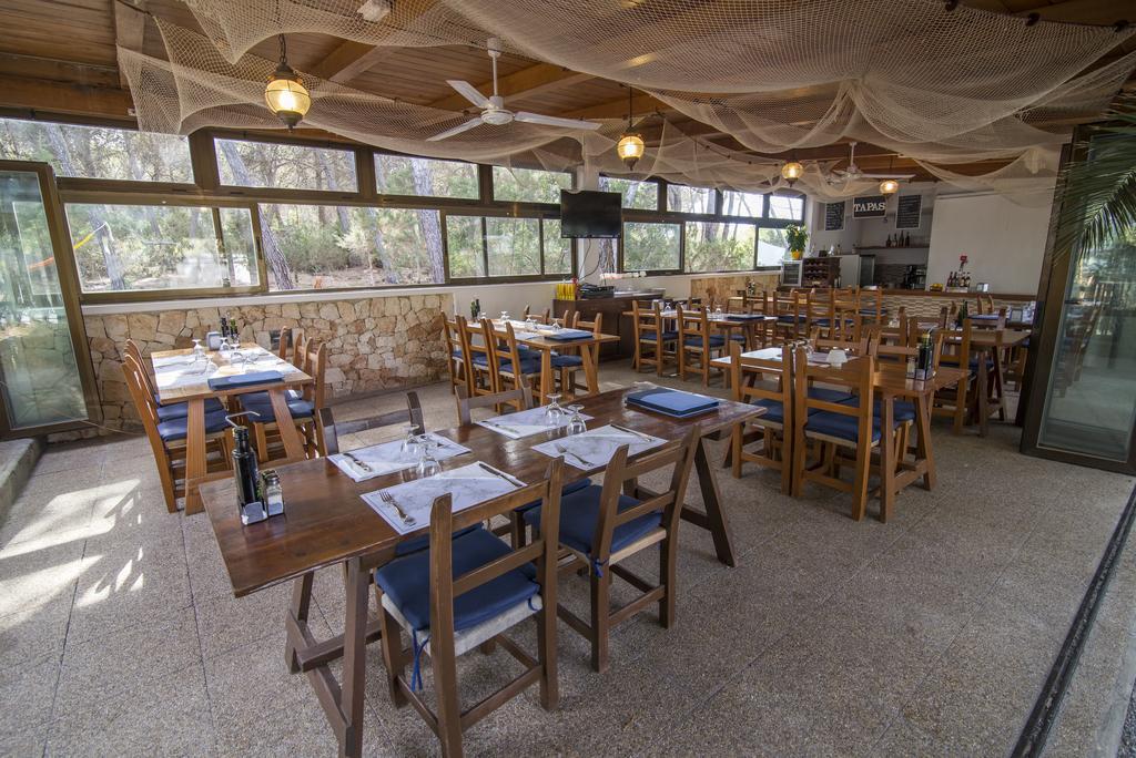 Hostal Cala Boix Es Cana Esterno foto