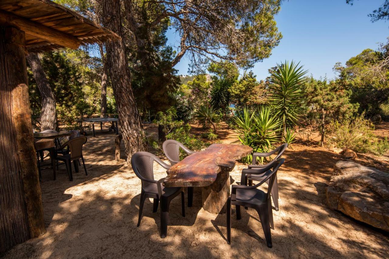 Hostal Cala Boix Es Cana Esterno foto