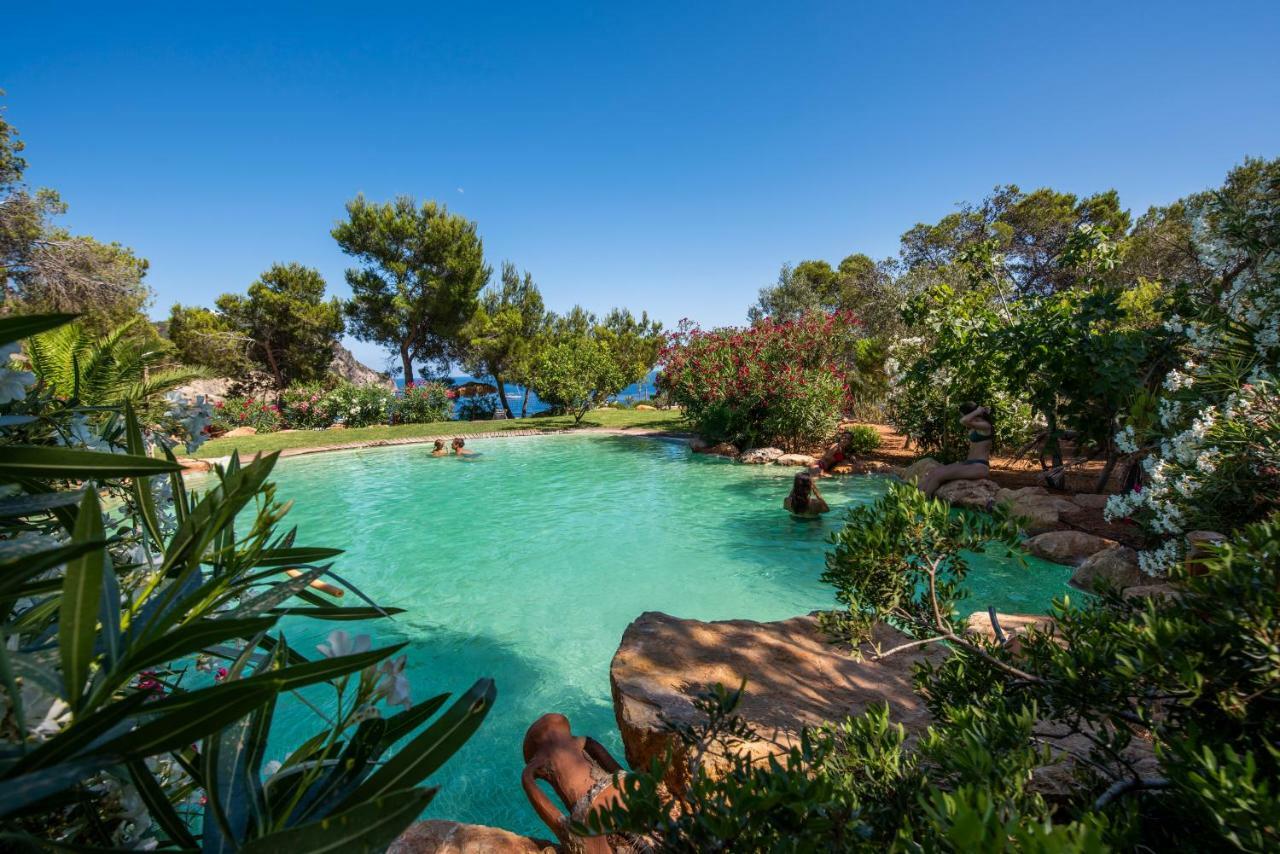 Hostal Cala Boix Es Cana Esterno foto