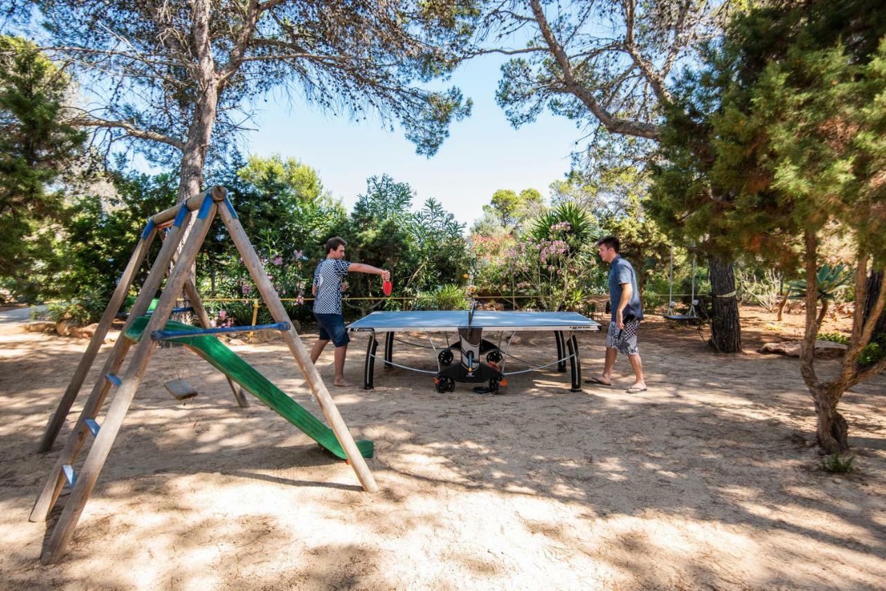 Hostal Cala Boix Es Cana Esterno foto