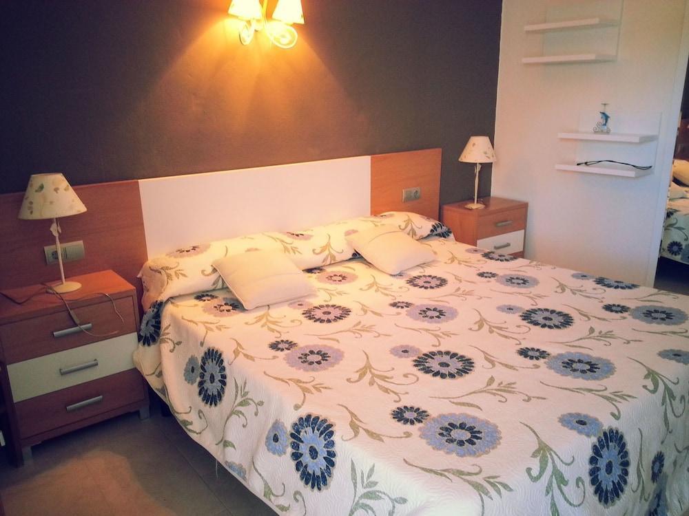 Hostal Cala Boix Es Cana Esterno foto